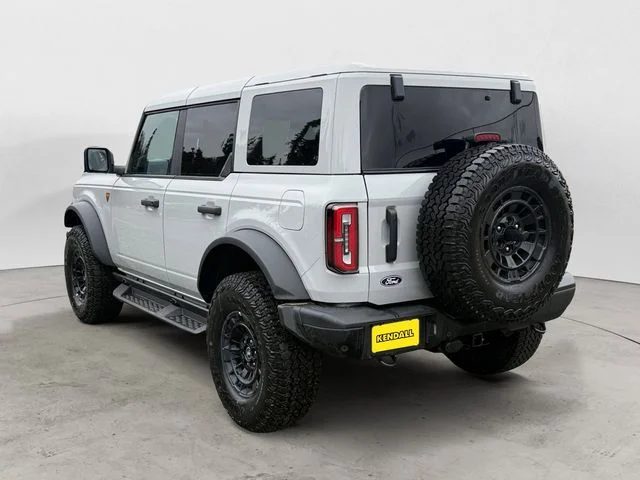 New 2026 Avalanche Ford Badlands image 3