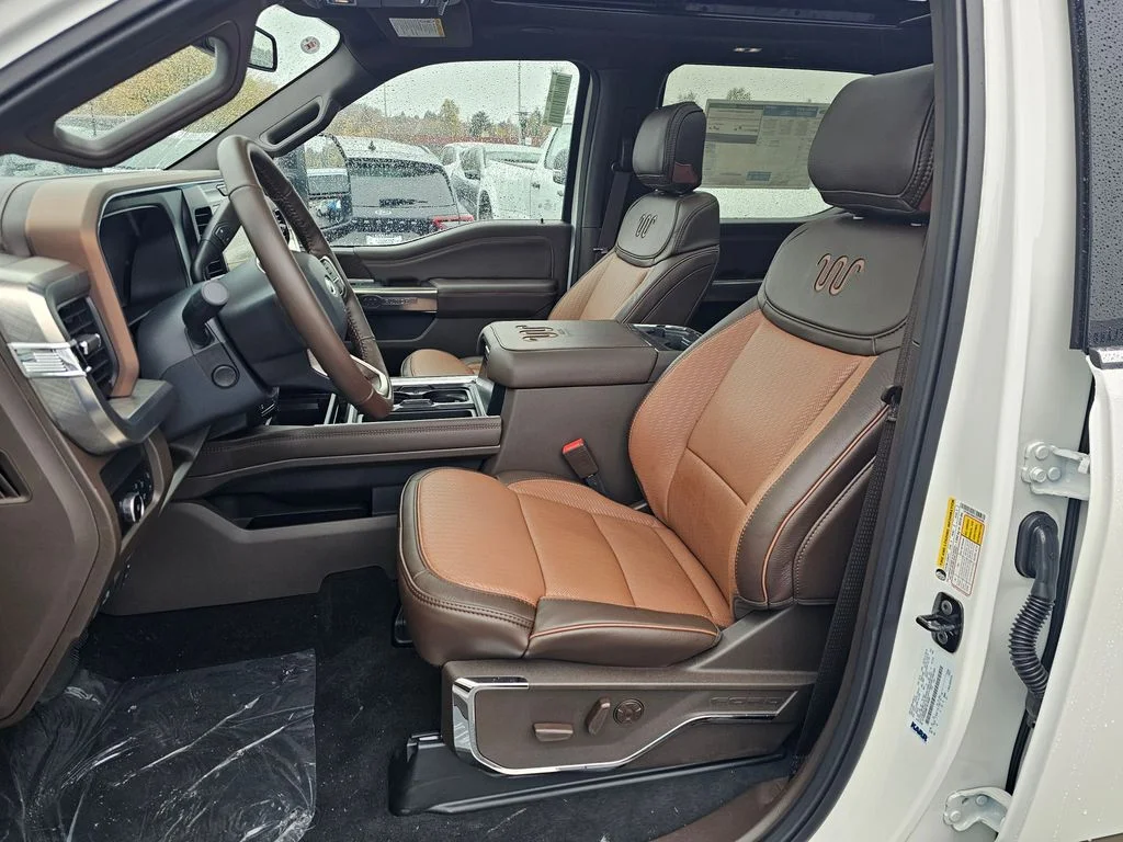 New 2026 Star White Metallic Tri-Coat Ford F-250® King Ranch® image 23