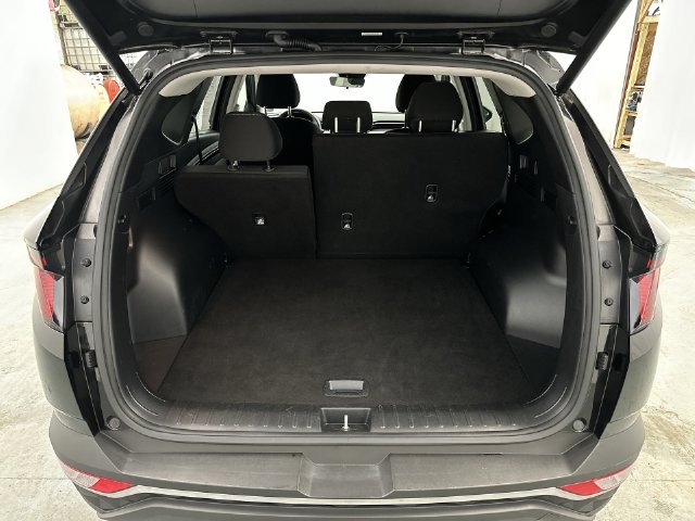 Used 2024 Black Hyundai SEL image 24