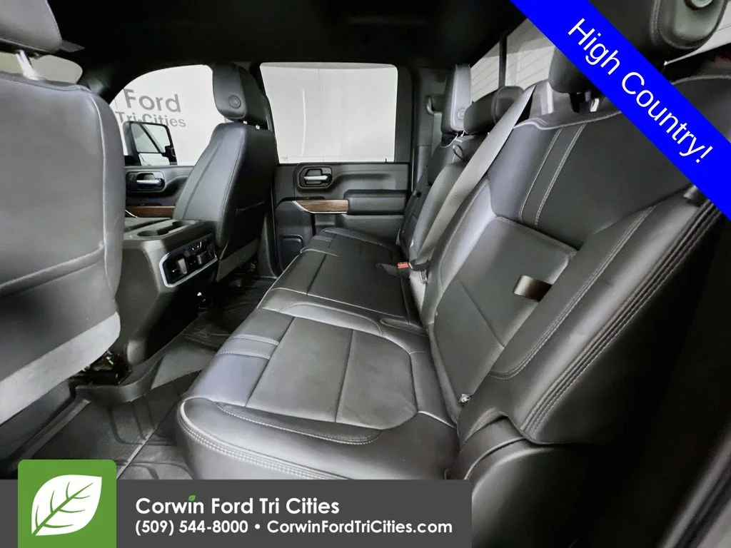 Used 2022 Black Chevrolet High Country image 30