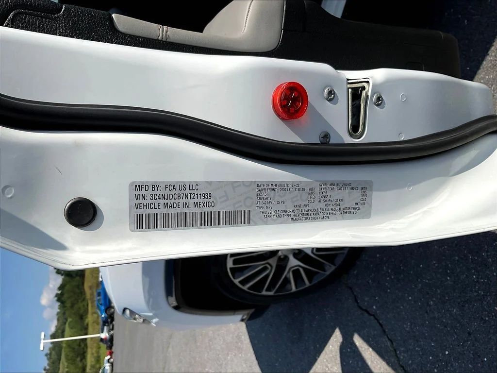 Certified Used 2022 Bright White Clearcoat Jeep Limited image 19