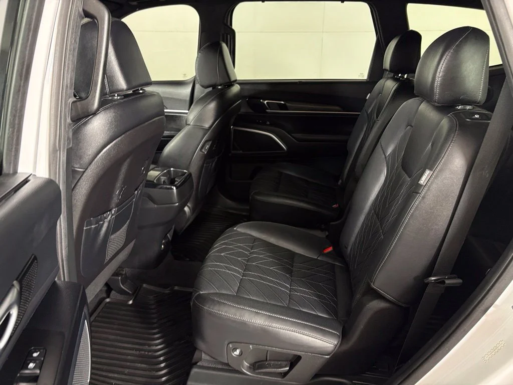 Used 2023 White Kia SX-Prestige X-Pro image 41