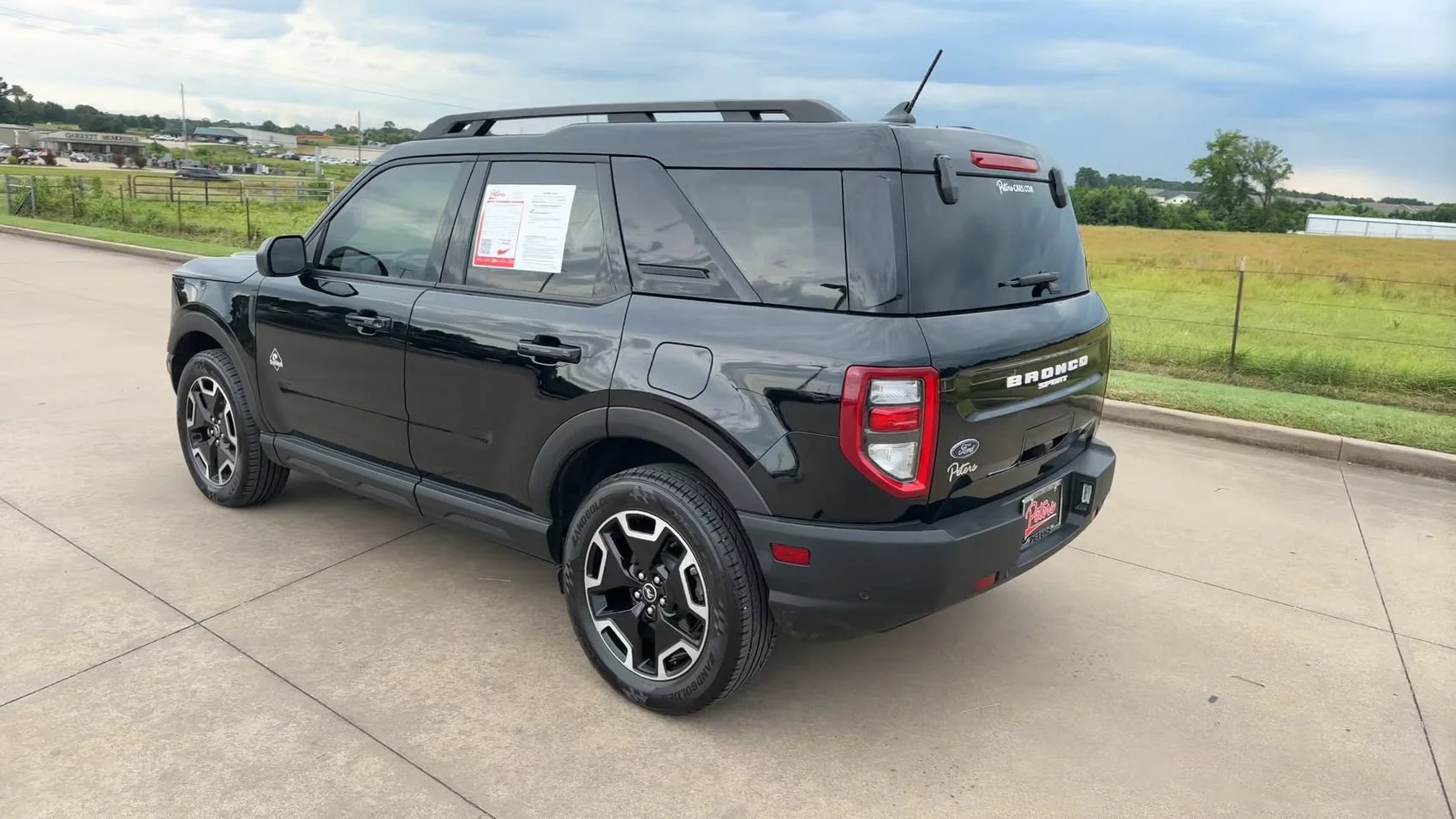 Used 2023 Shadow Black Ford Outer Banks image 7
