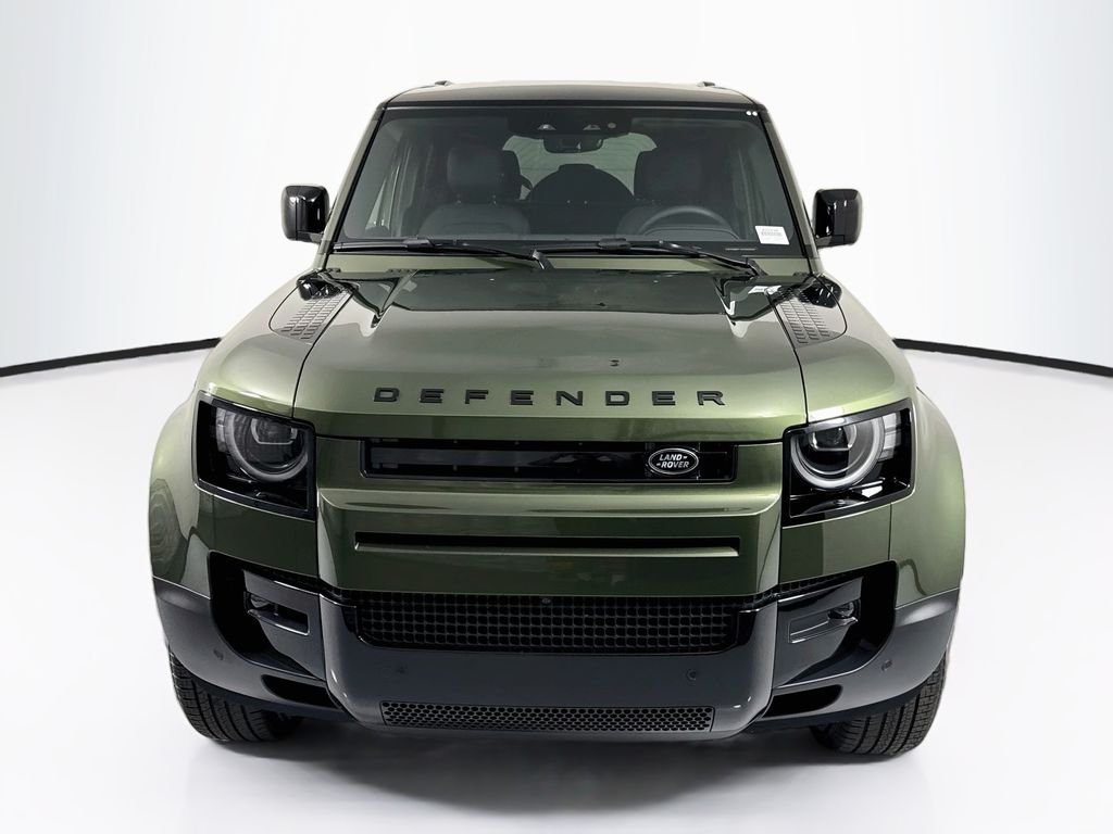 New 2026 Woolstone Green Land Rover S image 2