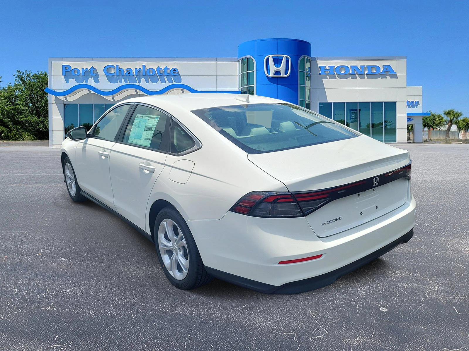 New 2026 Platinum White Pearl Honda LX image 6