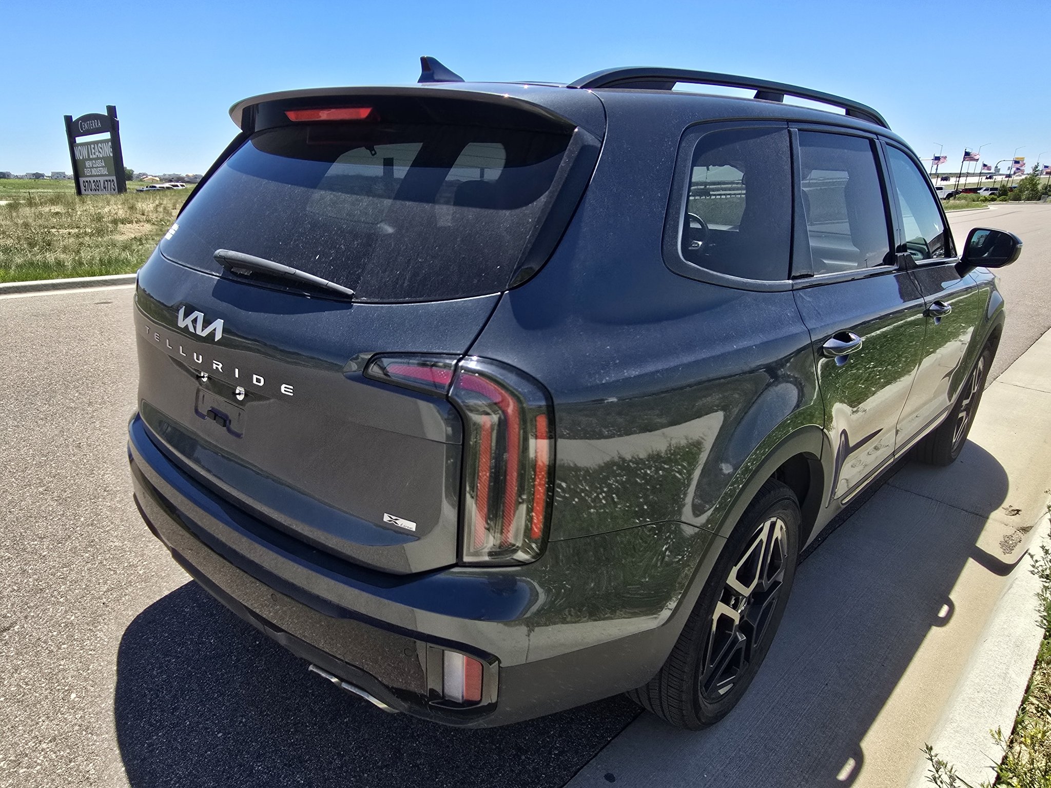 Used 2024 Gravity Gray Kia EX X-Line image 5