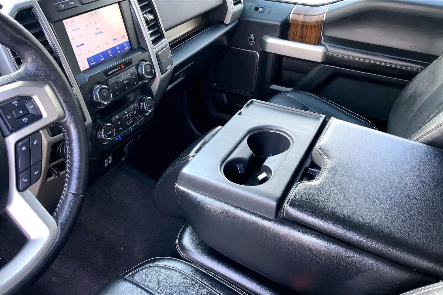 Used 2020 Agate Black Ford LARIAT image 16