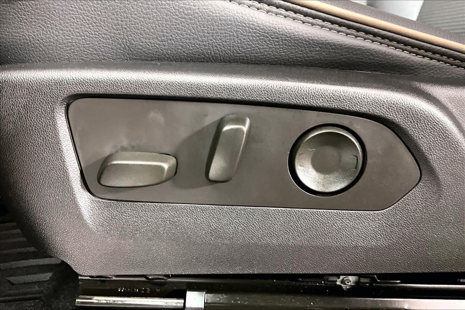 2023 GMC Canyon Denali - Photo 60