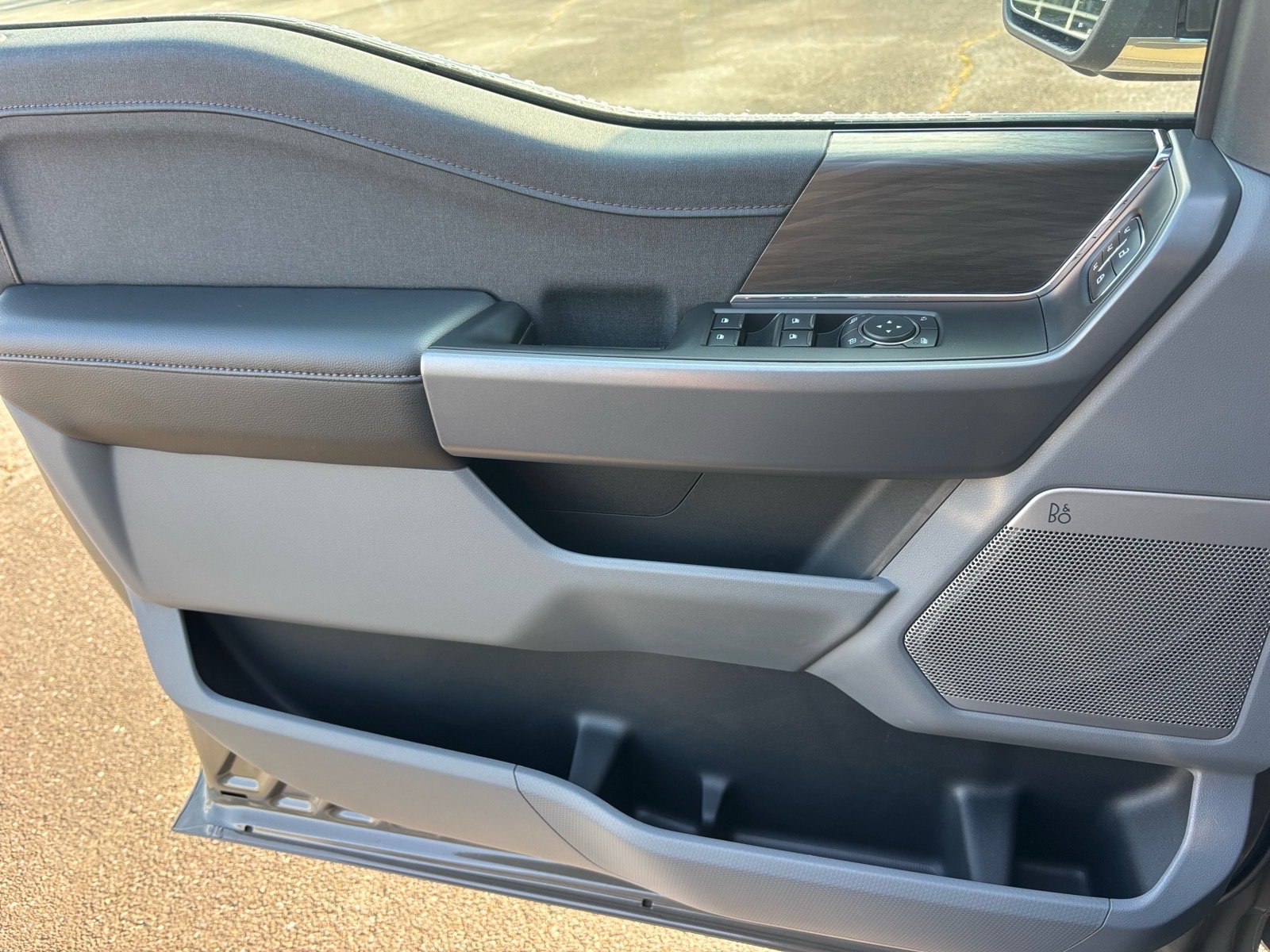 New 2026 Marsh Gray Ford Lariat® image 8