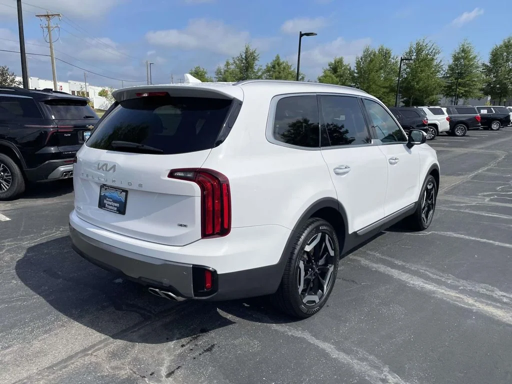 2025 Kia Telluride S - Photo 6