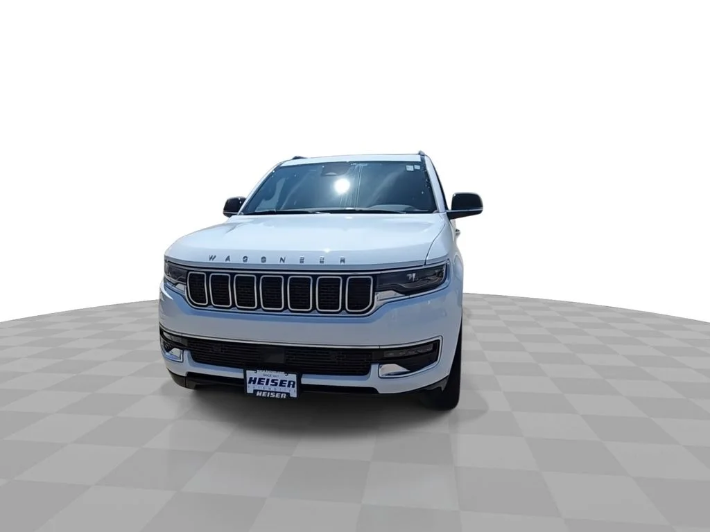 Used 2023 White Jeep Base image 3
