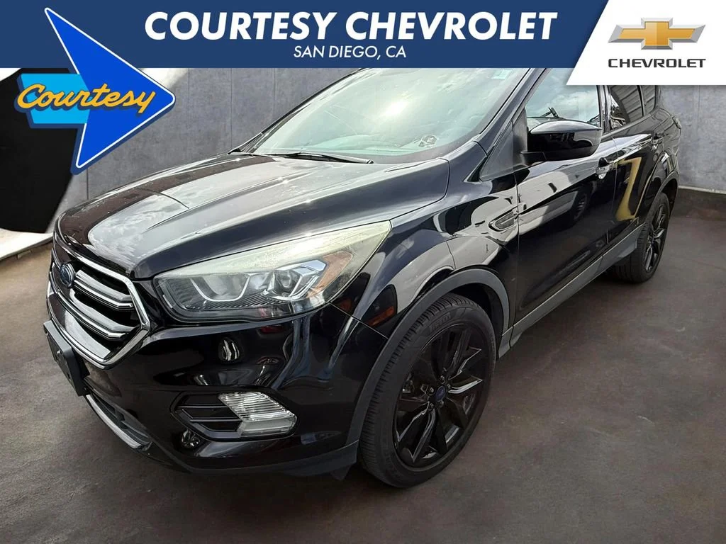 2017 Ford Escape SE's photo