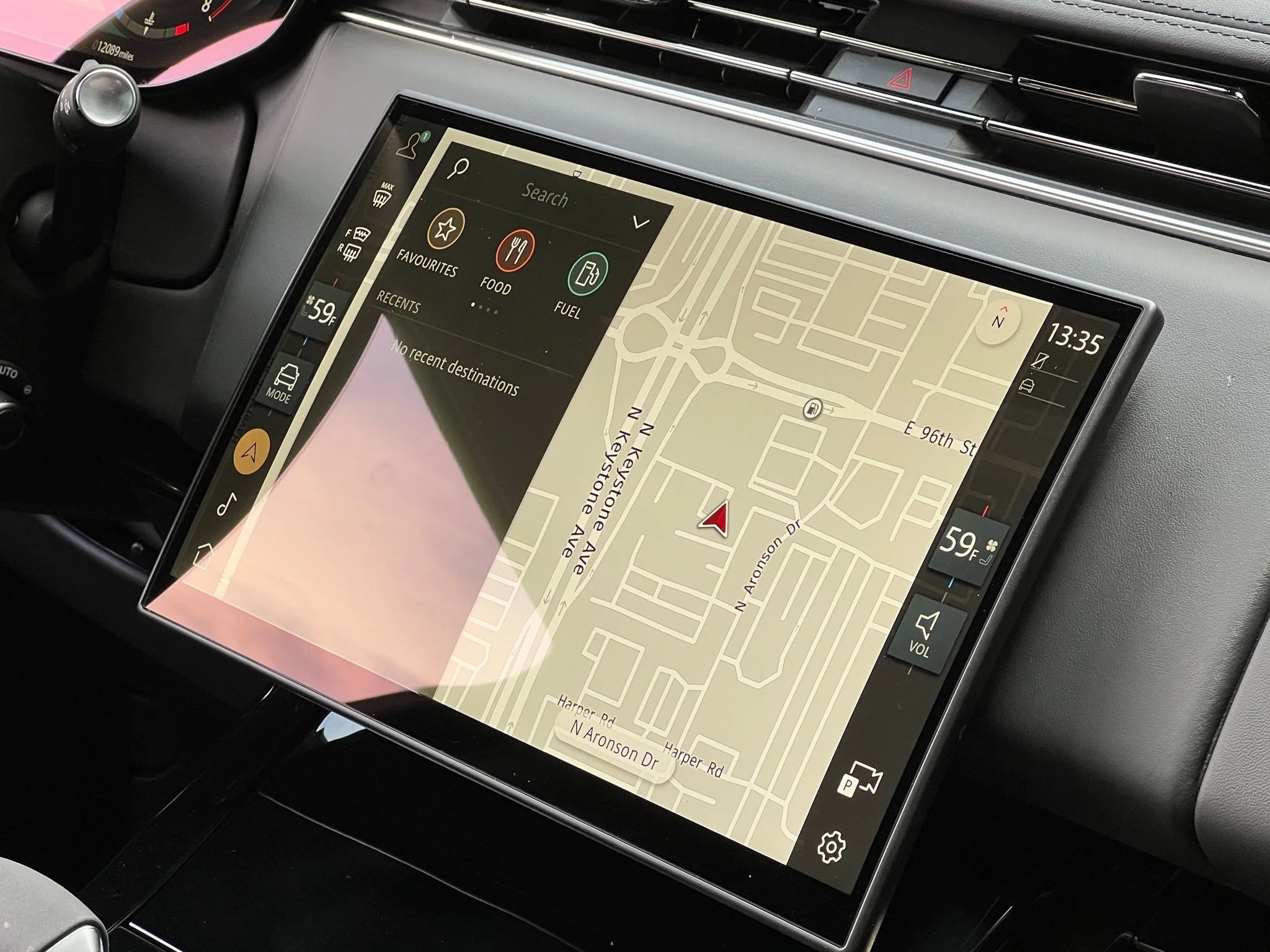 Used 2025 Gray Land Rover Autobiography image 33