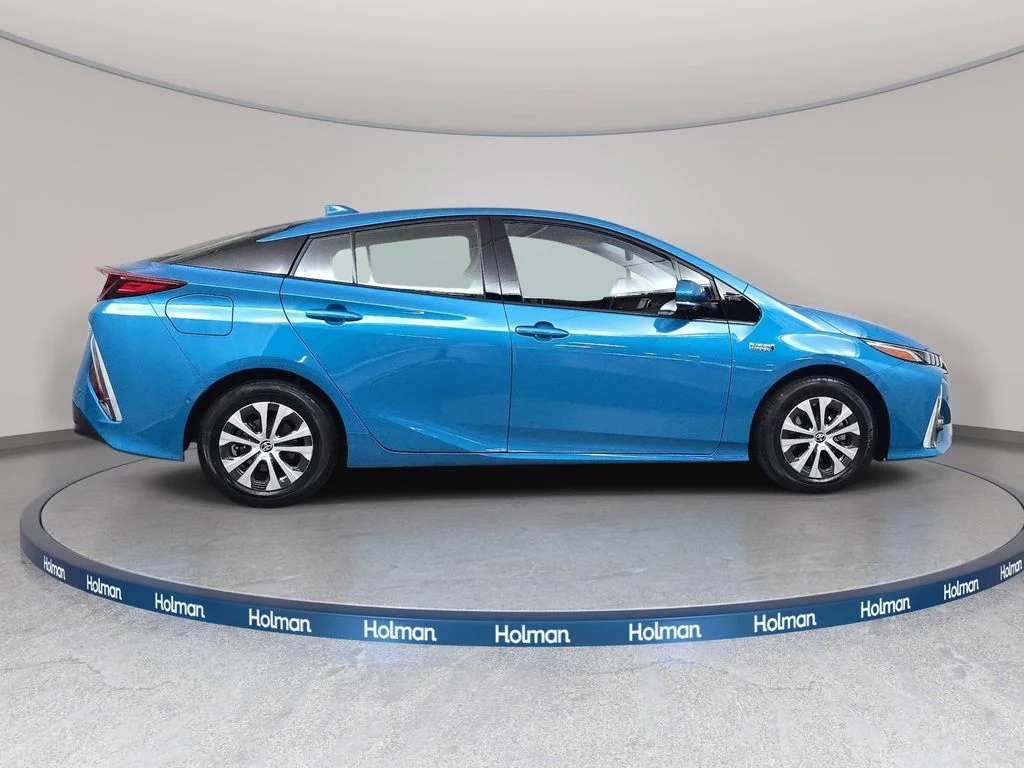 Used 2020 Blue Toyota Limited image 5