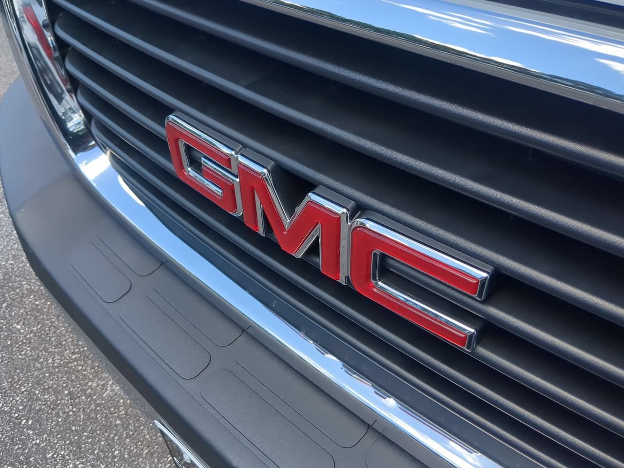 New 2026 Summit White GMC Work Truck image 27