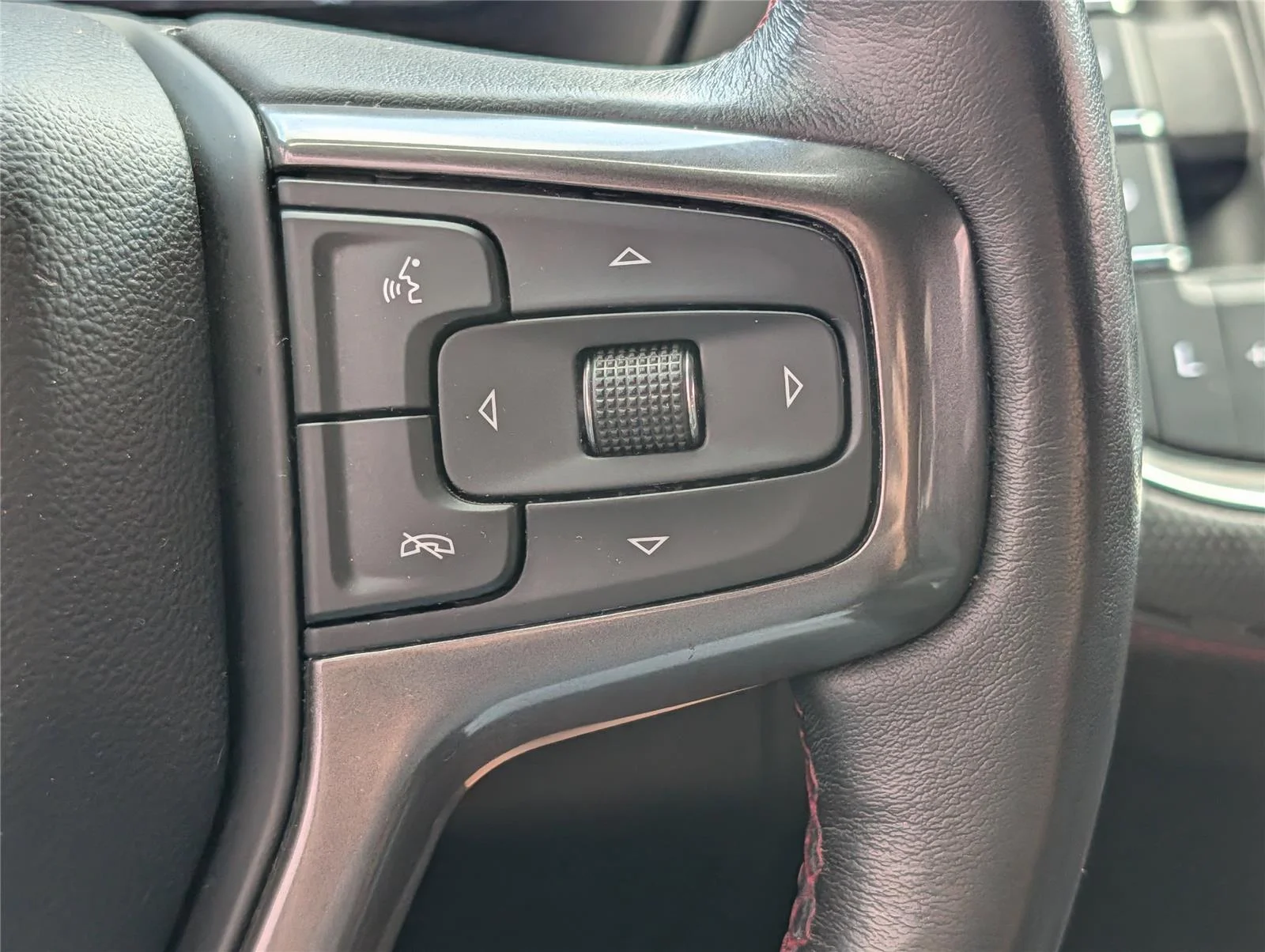 Used 2022 Dark Ash Metallic Chevrolet RST image 23