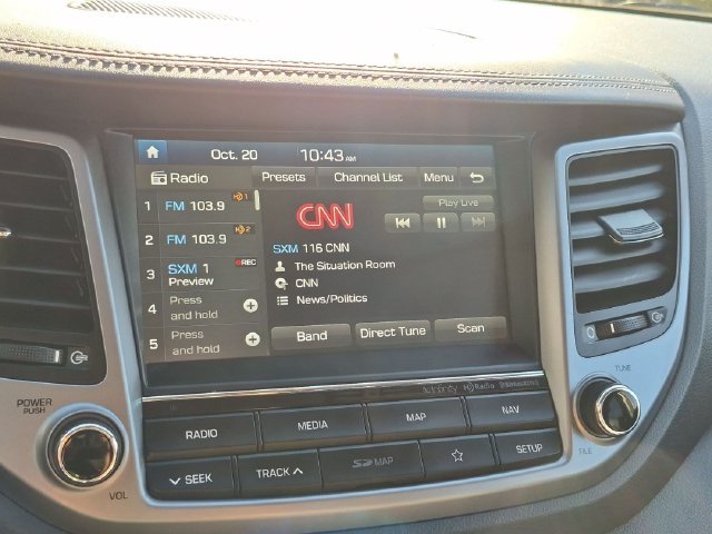 Used 2018 Gray Hyundai SEL Plus image 18