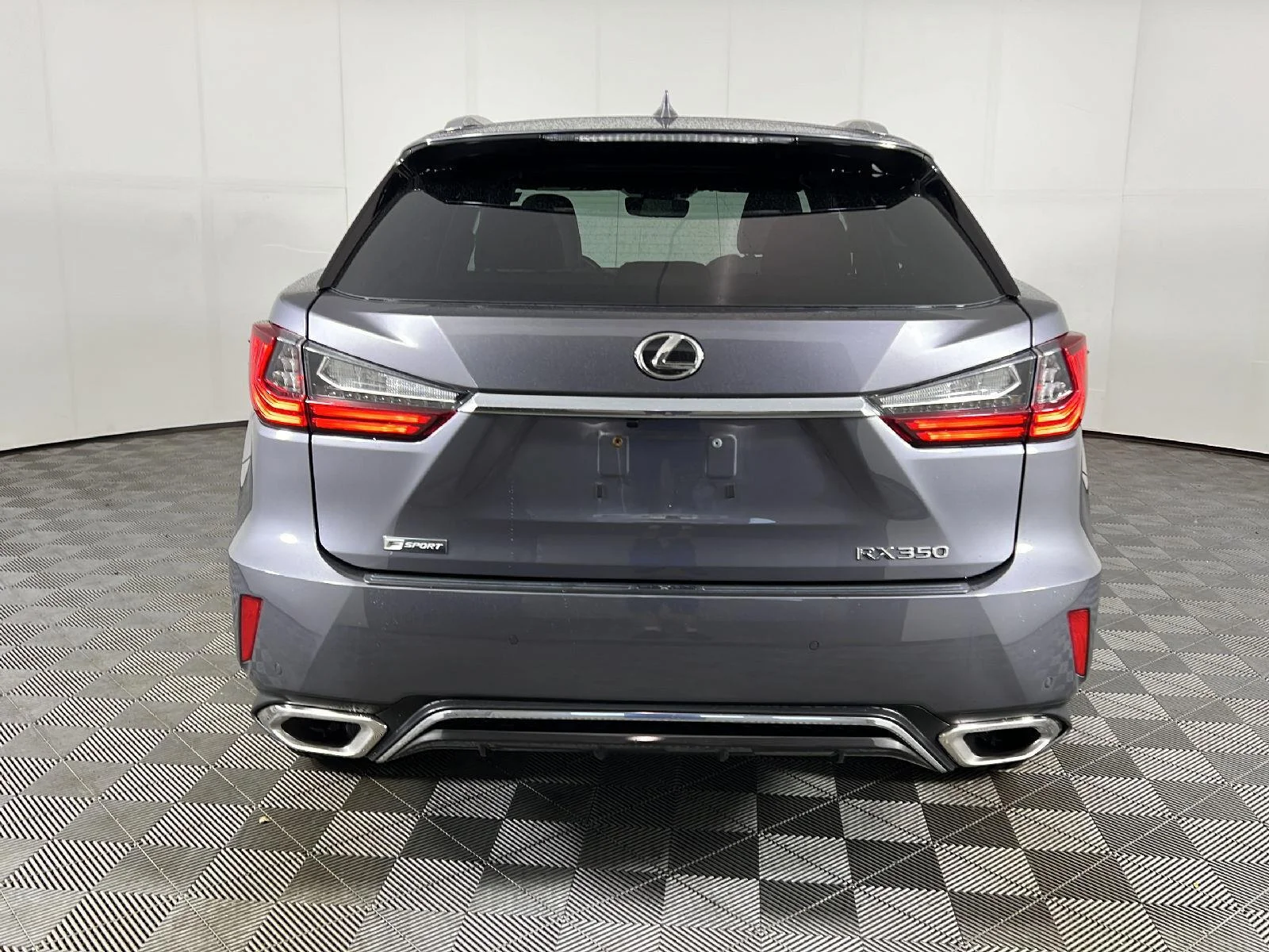 Used 2019 Gy Lexus  image 6