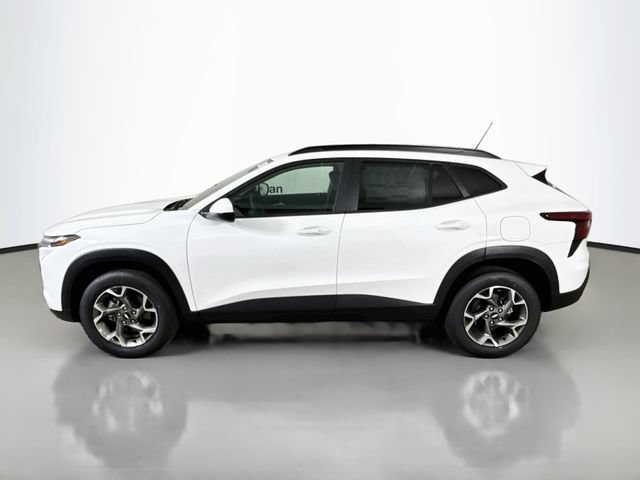 New 2026 Summit White Chevrolet LT image 4