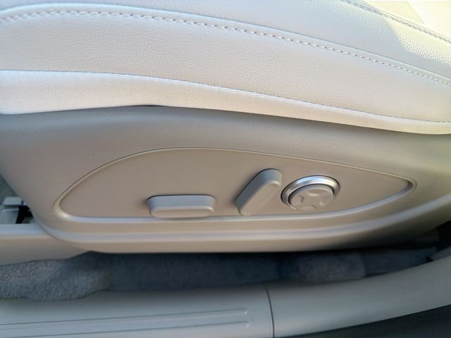New 2026 White Hyundai Limited AWD image 45