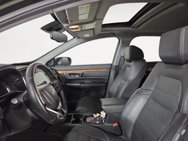 Used 2017 Dark Olive Metallic Honda Touring image 12