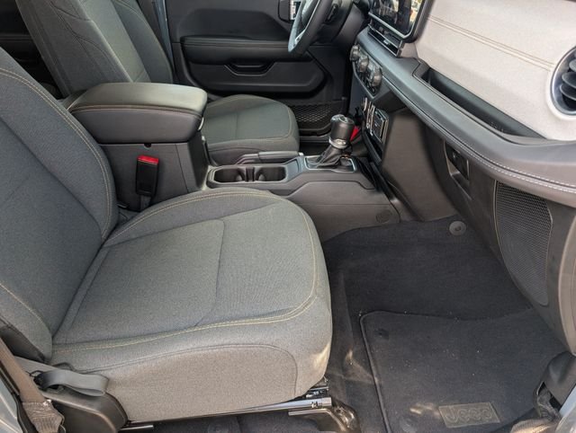 Used 2025 Gray Jeep Sahara 4xe image 26