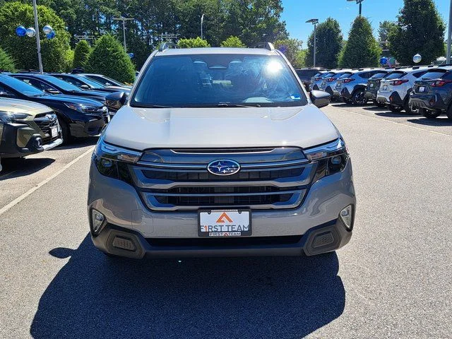 Used 2025 Beige Subaru Premium image 3