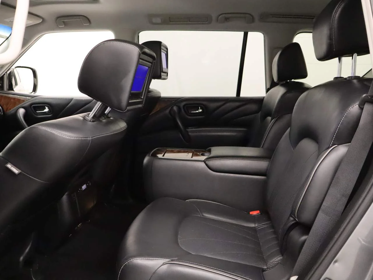 Used 2016 Graphite Shadow INFINITI  image 19