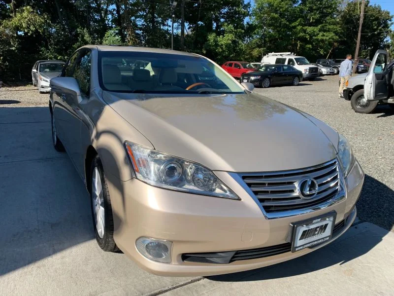 Used 2011 Gold Lexus ES 350 Sedan 4D image 26