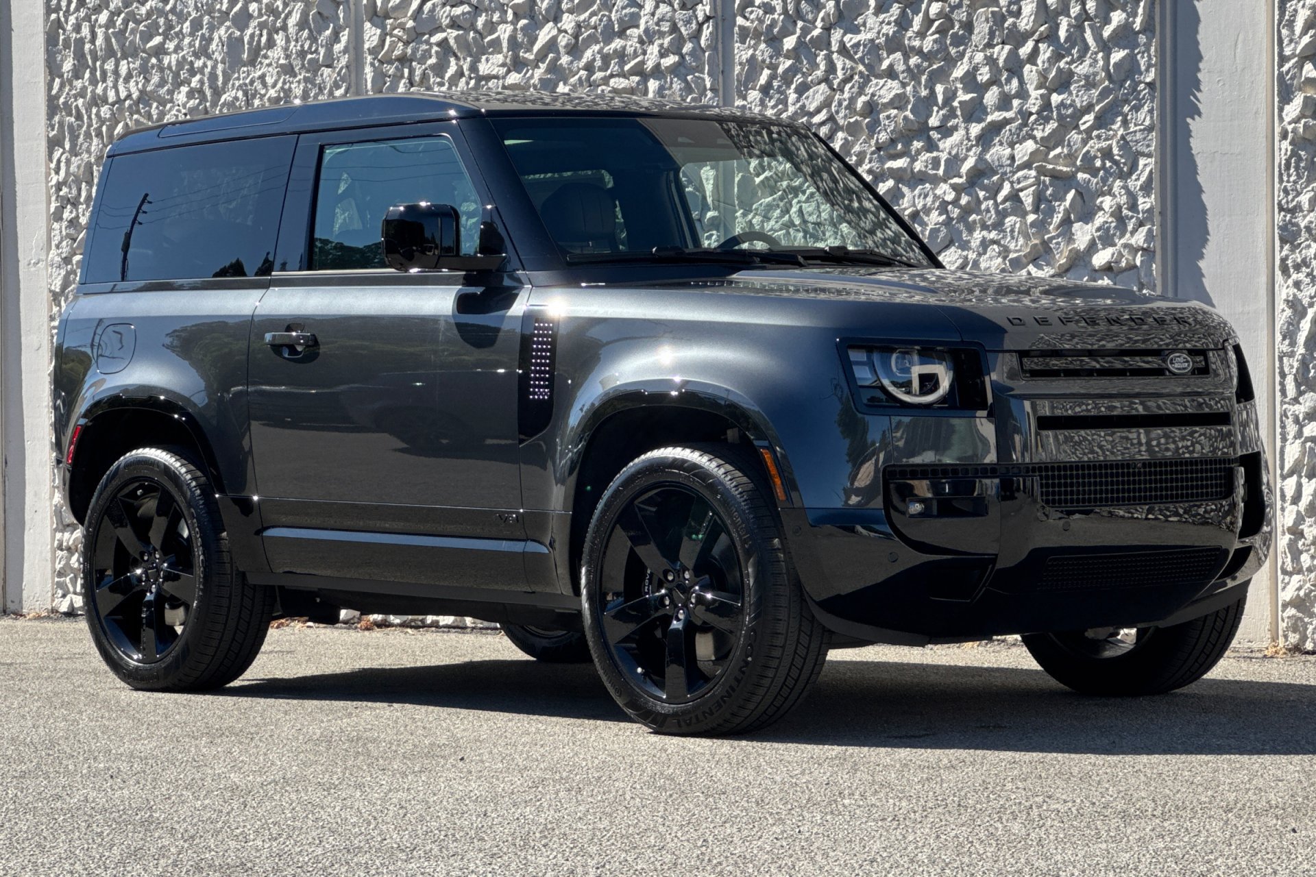 New 2026 Carpathian Grey Land Rover V8 image 9