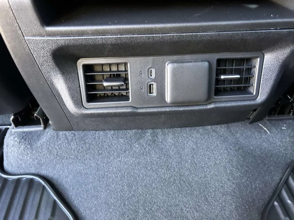 New 2026 Onyx Black GMC Elevation image 14
