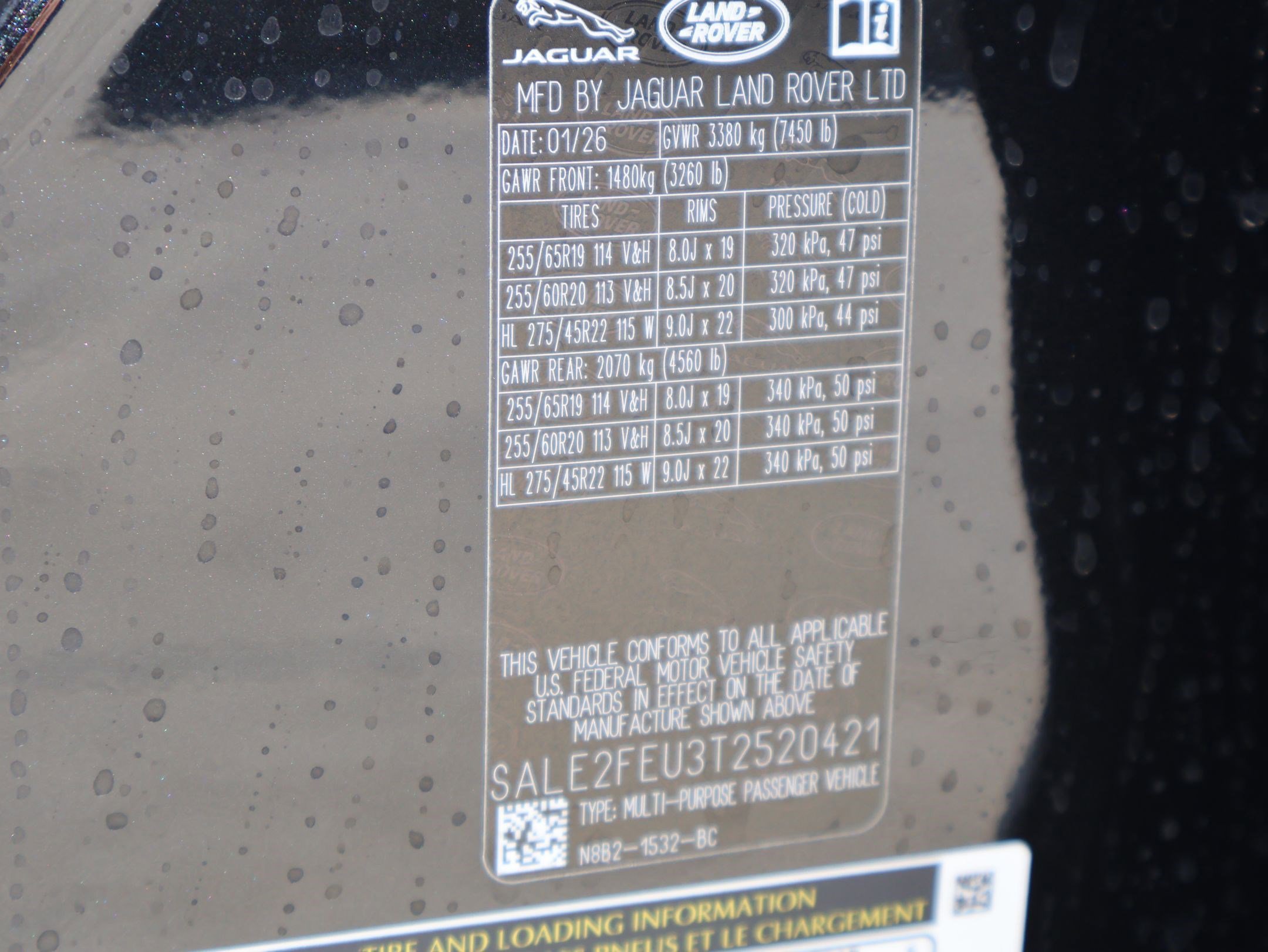 New 2026 Santorini Black LAND ROVER P400 X-Dynamic SE image 18