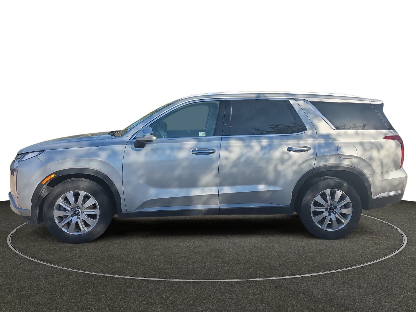 Certified Used 2024 Typhoon Silver Hyundai SEL 7P image 2