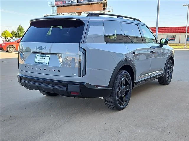 New 2027 Wolf Gray KIA X-Line SX All-Wheel Drive image 3