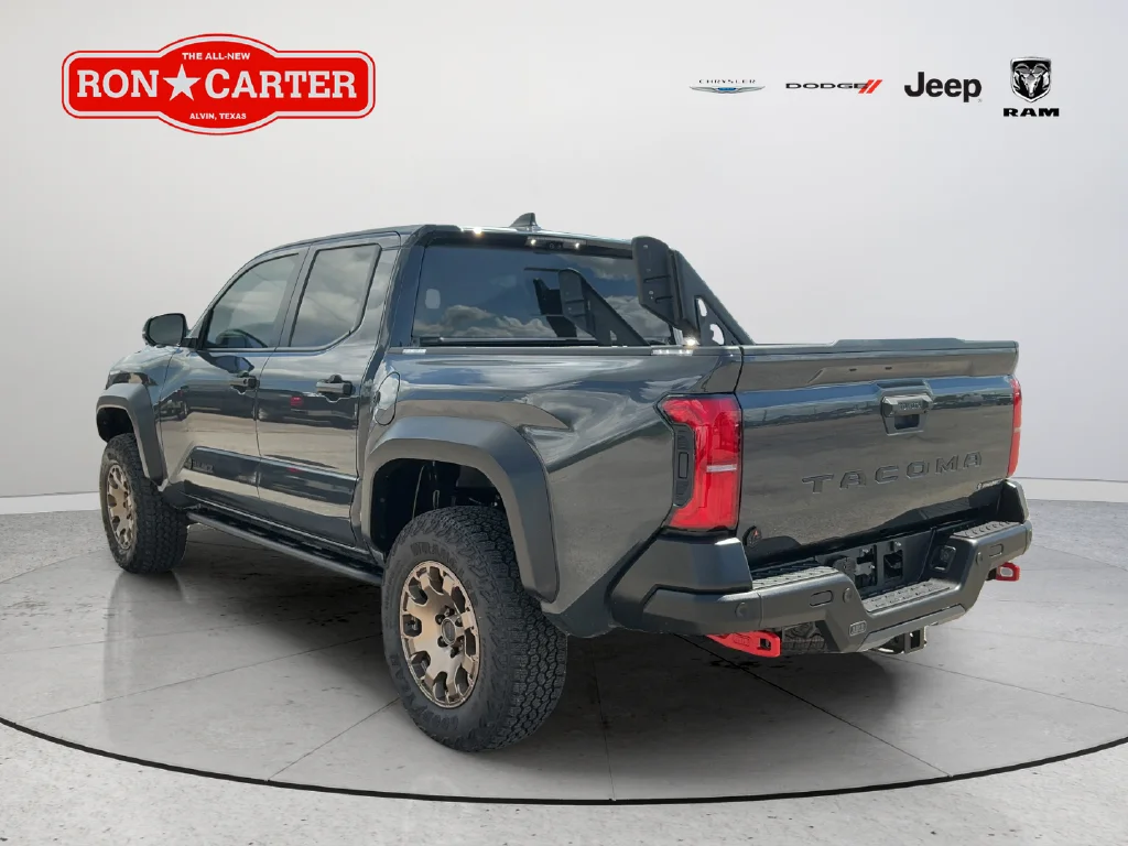Used 2026  Toyota Trailhunter image 4
