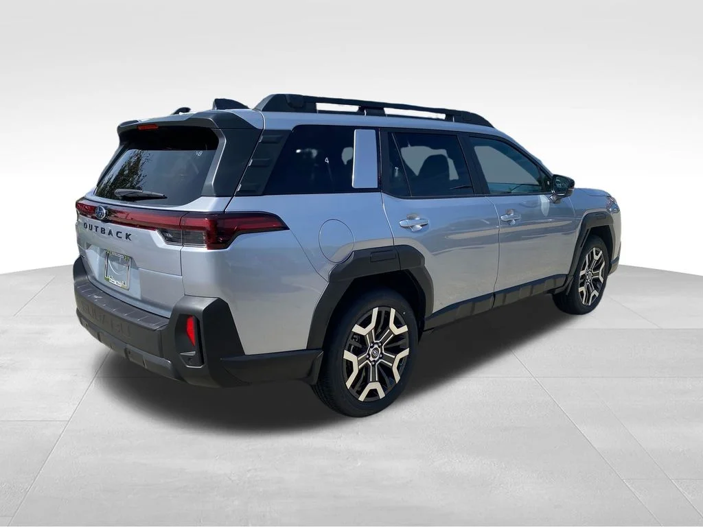 New 2026 ICE SILVER METALLIC Subaru Touring XT image 4
