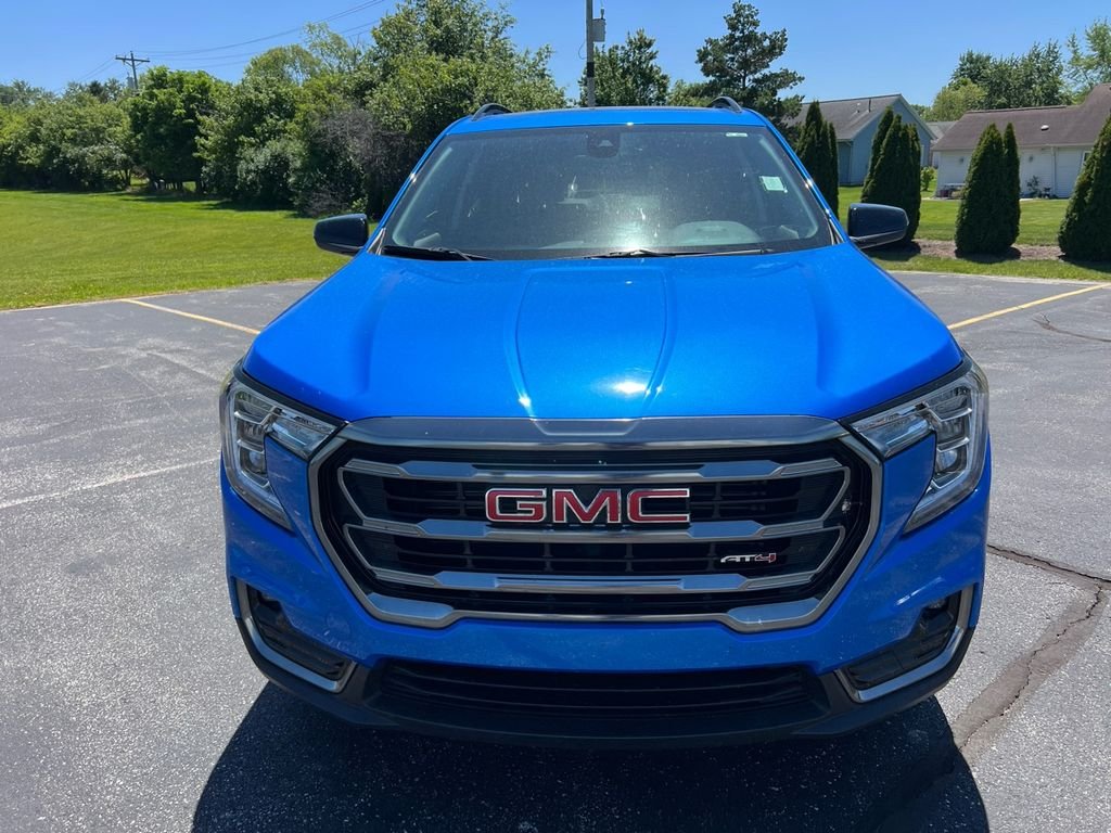 Used 2024 Riptide Metallic GMC AT4 image 1
