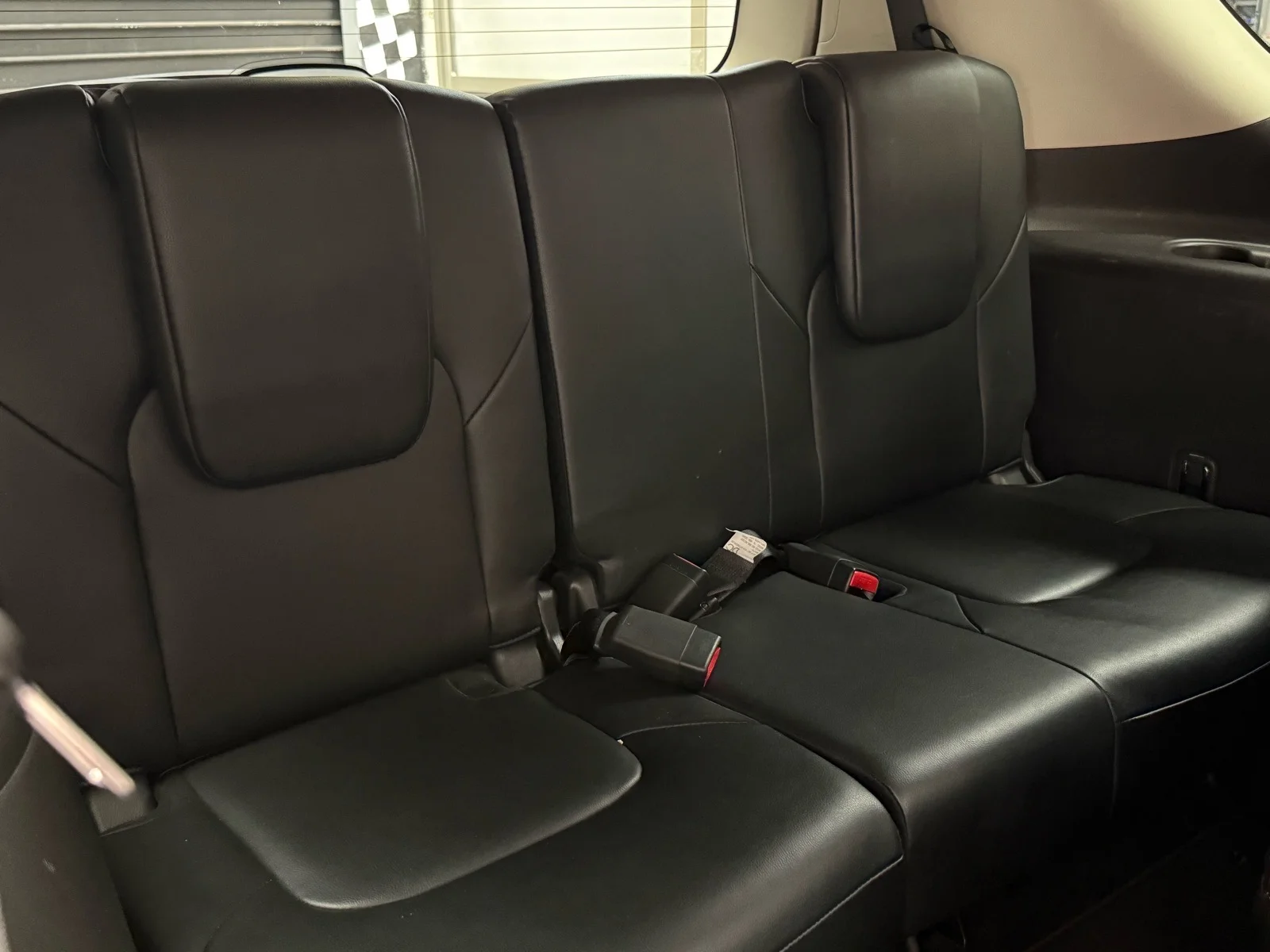Used 2024 Super Black (kh3) Nissan SL image 33