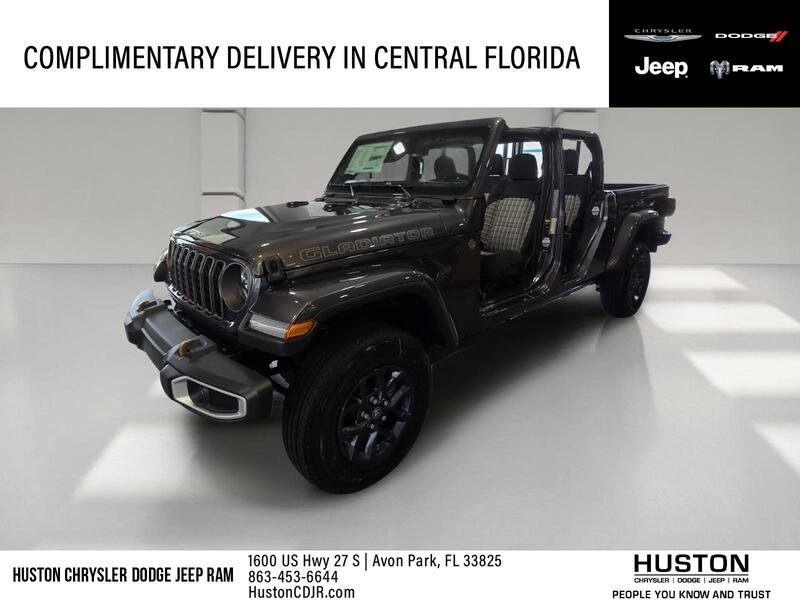 2026 Jeep Gladiator 85th Anniversary Edition Auto's photo