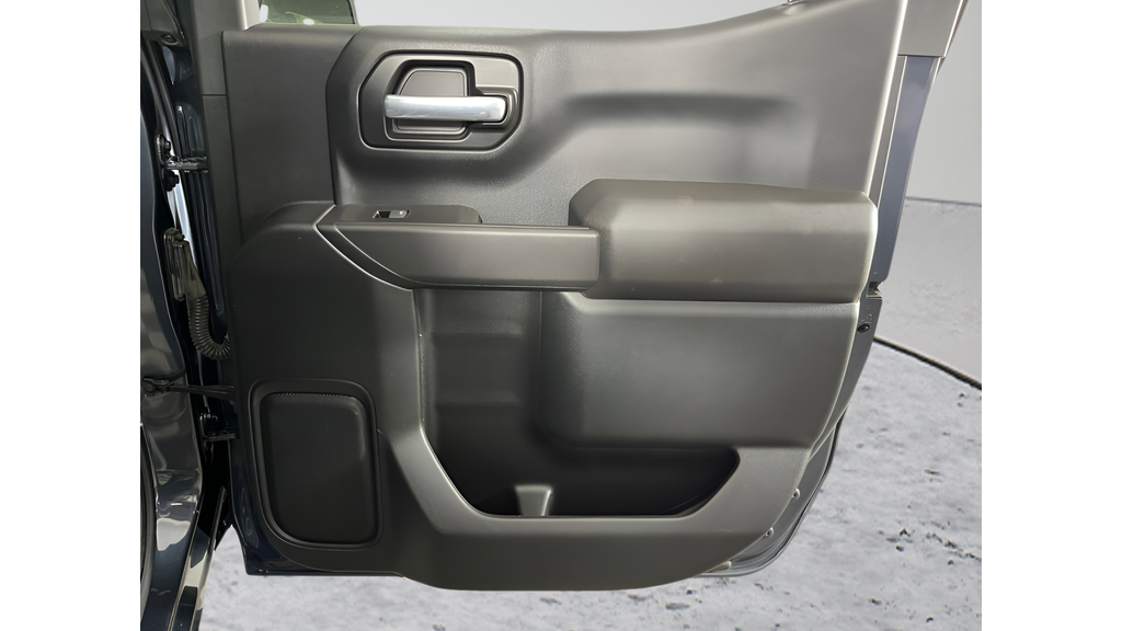 Used 2021 Gray Chevrolet LT image 13