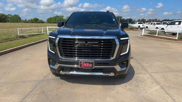 Used 2025 Onyx Black GMC Elevation image 4