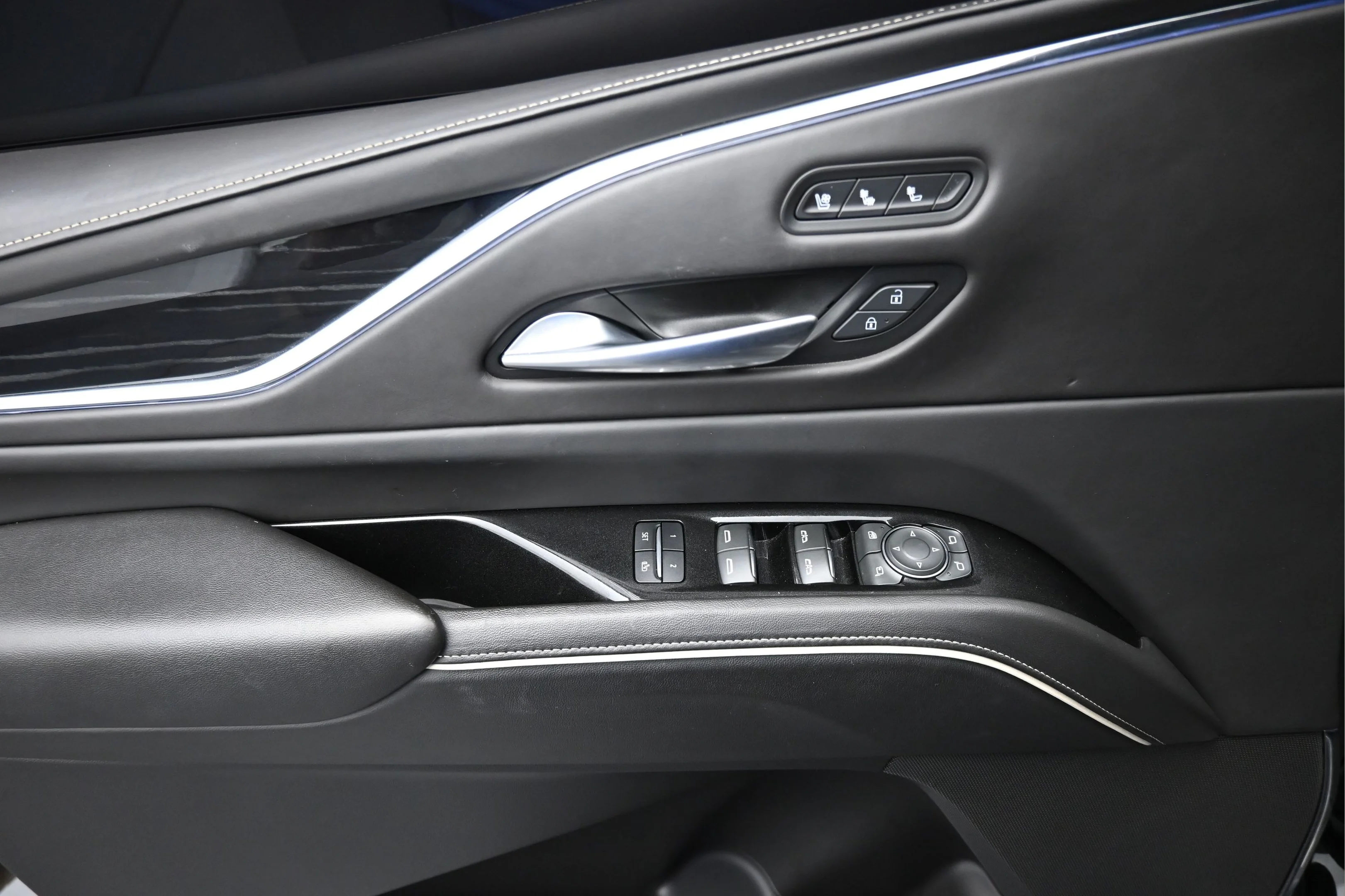 Used 2024 Black Raven Cadillac AWD V-Series image 28