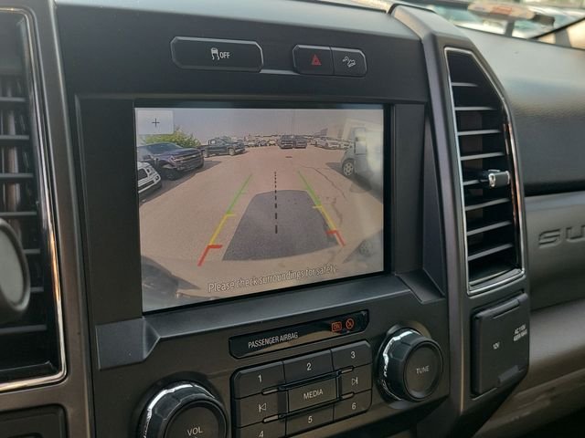 Certified Used 2019 Oxford White Ford XLT image 14