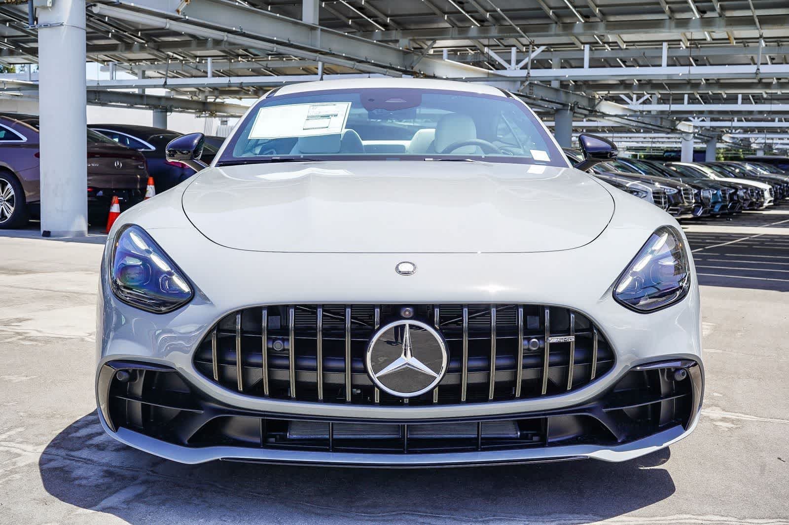 New 2026 MANUFAKTUR Alpine Grey Mercedes-Benz AMG® GT 43 image 2