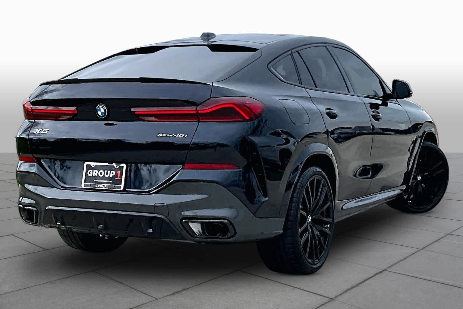 Used 2025 Carbon Black Metallic BMW xDrive40i image 12