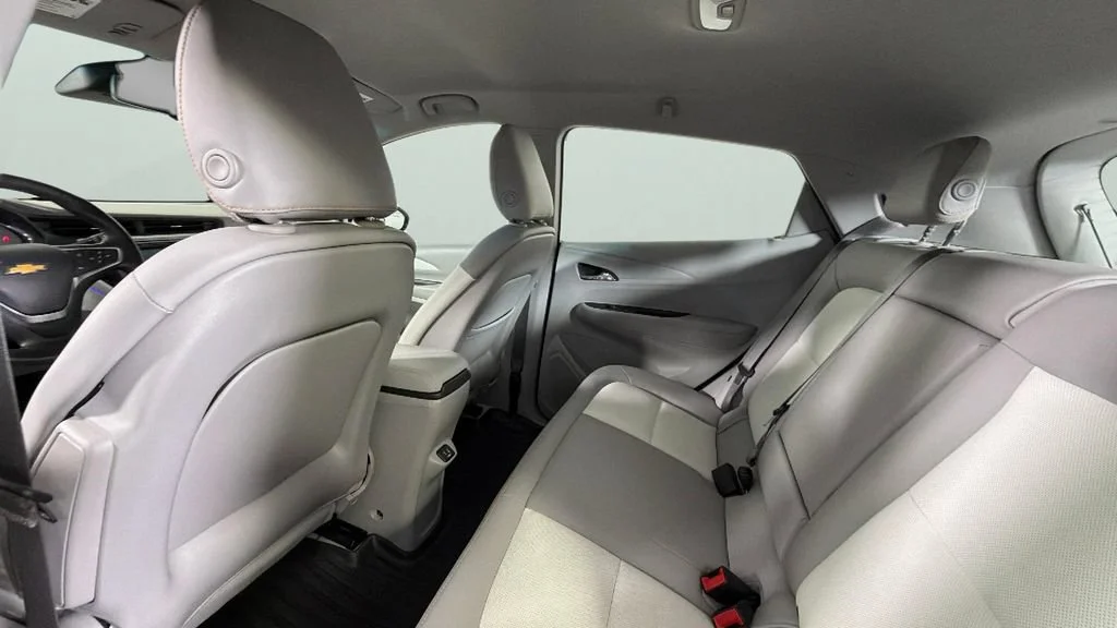 Certified Used 2018 (Includes (TUS) Black grille.) Chevrolet Premier image 26
