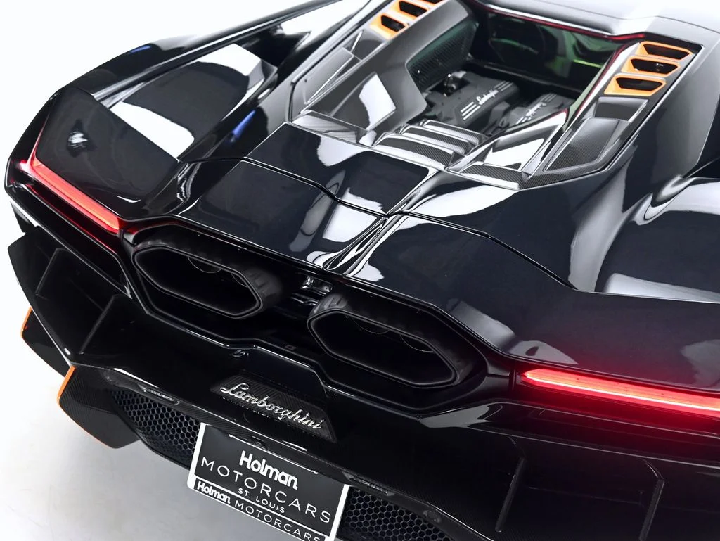 Certified Used 2026 Black Lamborghini  image 31