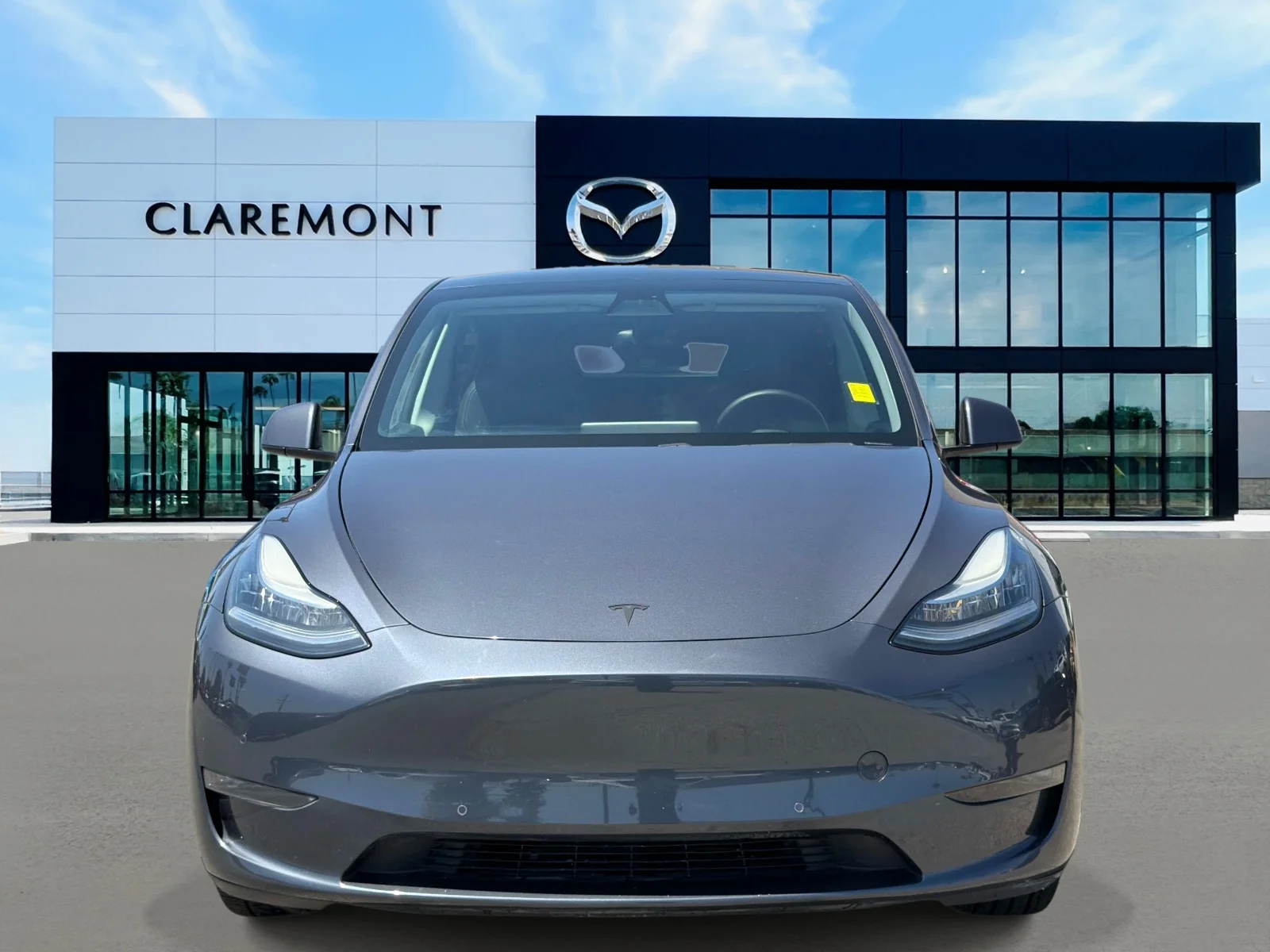 Used 2020 Tesla Model Y Long Range with VIN 5YJYGDEE2LF021173 for sale in Claremont, CA
