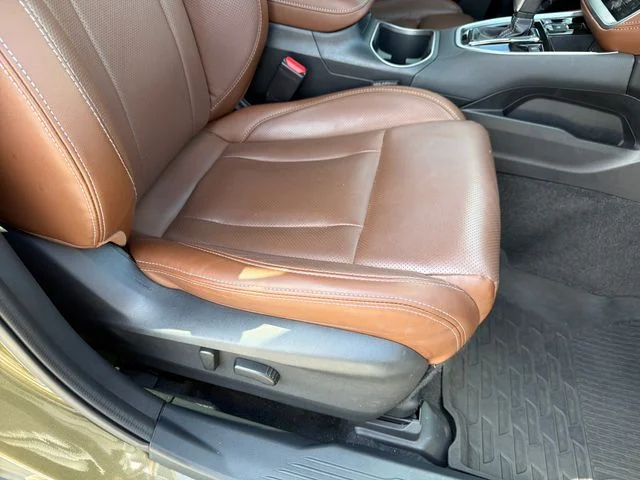 Used 2021 Brown Subaru Touring image 26