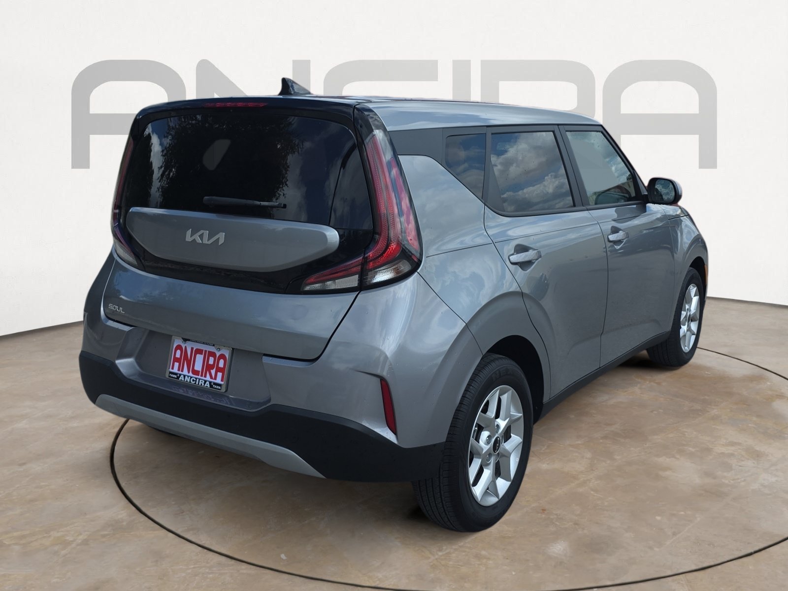 Certified Used 2025 Steel Gray Kia LX image 7